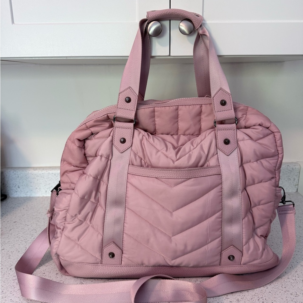 Cynthia Rowley Quilted Pink Shoulder travel Bag